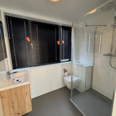 Enkhuizer Beachhouse Sonnendeck Nr 414