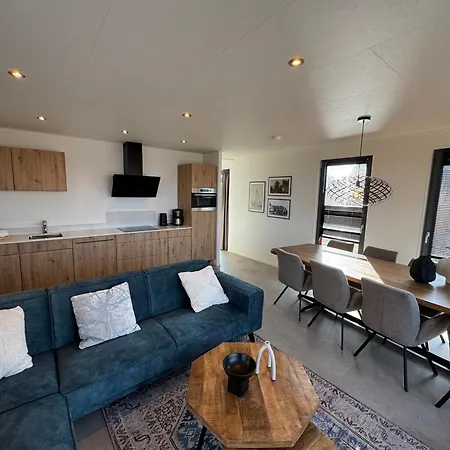 Enkhuizer Beachhouse Sonnendeck Nr 414 * Enkhuizen